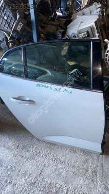 RENAULT MEGANE 4 SAĞ ARKA KAPI ASEL OTO