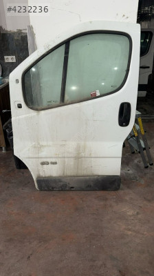 Renault Trafic Sol Kapı
