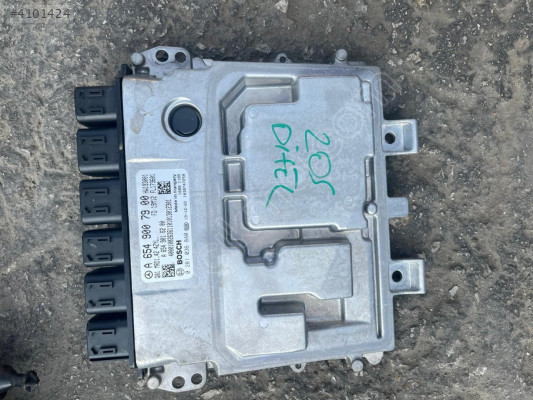 MERCEDES W205 MOTOR BEYNİ A654 900 79 00 OTO FEDAİ
