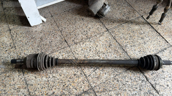 2001 TOYOTA COROLLA ORJ ÇIKMA UZUN AKS