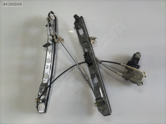 03302 RENAULT MEGANE 2 SAĞ ÖN KAPI CAM MEKANİZMASI