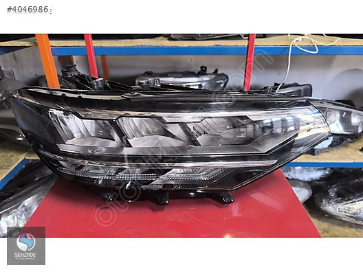 VOLKSWAGEN PASSAT B8.5 SAĞ FAR ORJİNAL ÇIKMA