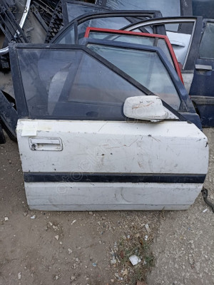 Duman Oto da mazda 323 sağ ön kapı