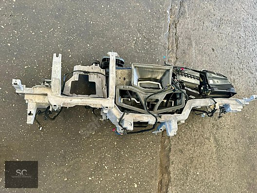 BMW 5 SERİSİ G30 KALORİFER KAZANI HATASIZ 64119868741 - 9868741