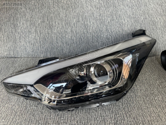 HYUNDAİ İ20 ÇIKMA ORJİNAL HATASIZ MERCEKLİ SOL ÖN FAR GY
