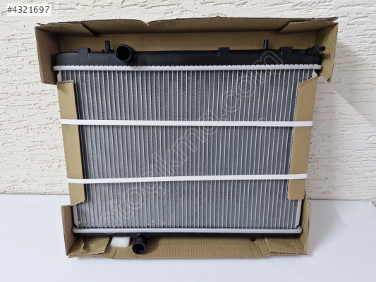 BERLİNGO PARTNER PİCASSO C4 C5 DS5 SU RADYATÖRÜ SIFIR KALE