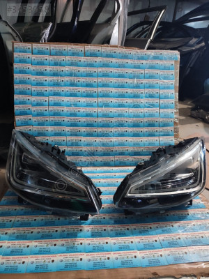 Seat arona sağ sol far Matrix seat Ibiza sağ sol far Matrix