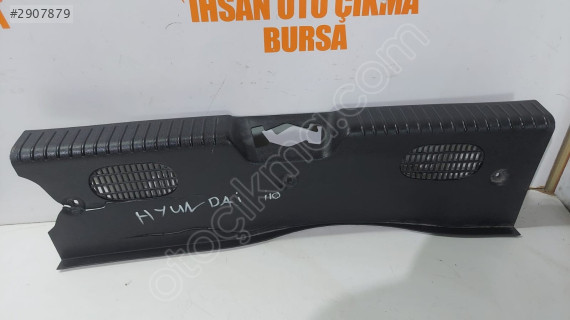 Hyundai i10 bagaj eşik plastiği