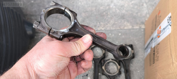 MITSUBISHI LANCER PİSTON KOLU 1990-1992
