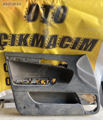 Audi A3 sportback sol ön kapı döşemesi 8P4867105
