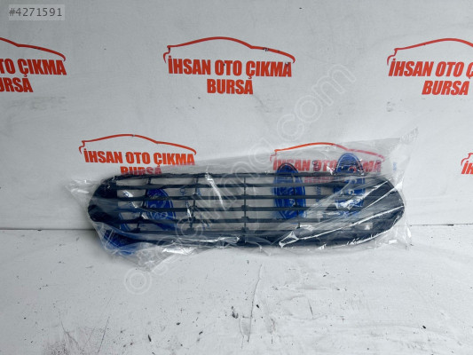 Ford Courier ön tampon ızgarası orijinalsıfır