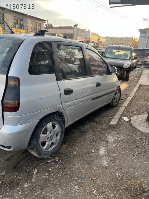 Matriks sağ arka kapı