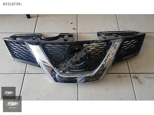 Nissan Rogue front grill 2006 model ön panjur