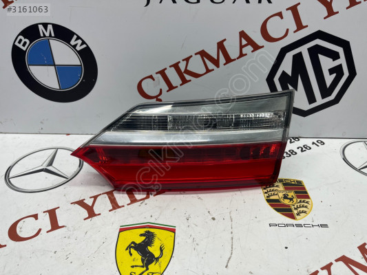 Toyota coralla sağ arka led bağaj stop çıkma yedek parça