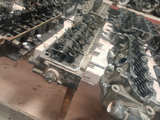 RENAULT R12 1.3 1.4 SİLİNDİR KAPAKLARI
