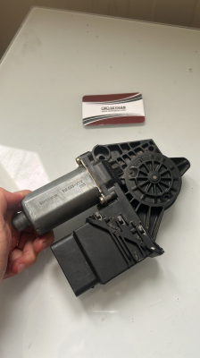 0130821697 105406301 vw passat b5 sol arka kapı cam motoru