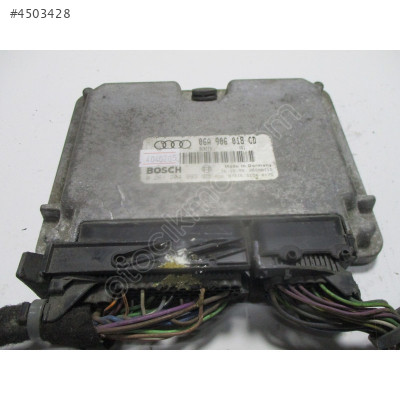 Audi A3 1.8 Motor Beyni 06A906018CD 0261204993