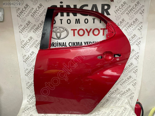 TOYOTA YARİS 2020 2024 SOL ARKA KAPI ÇIKMA ORJİNAL