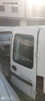 Opel combo c bagaj kapakları