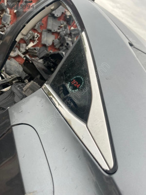 HONDA CİVİC SOL ARKA KELEBEK CAMI