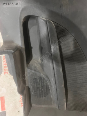 VW SCIROCCO SÜRÜCÜ TARAFINDAN ARKA SAG SOL 1K8867043