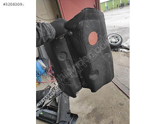 3Q0825469 2022 SÜPERB audi a3 2019 göğüs alt ısı kalkanı