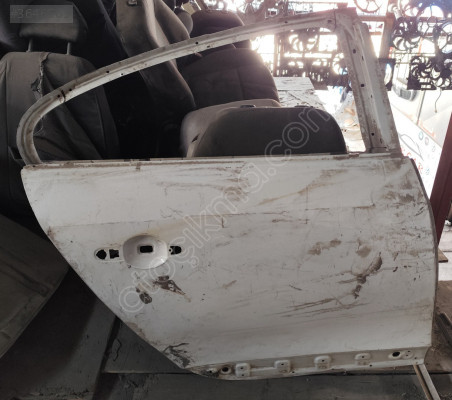 FLUENCE SAĞ ARKA KAPI ORJİNAL ÇIKMA PARÇA