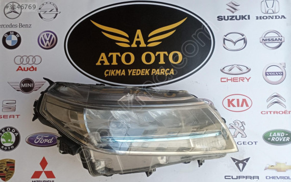 SUZUKİ VİTARA ORJİNAL ÇIKMA SAĞ  FAR