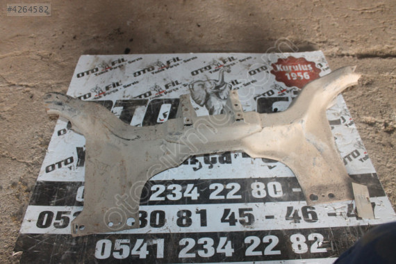 SKODA 1.3 PİKAP BENZİNLİ ALT ŞASE TRAVERSİ