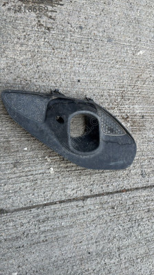 OPEL CORSA F ÖN SAĞ SIS FAR ÇERÇEVESI 9830241080