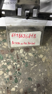 SEAT  ARONA 15-20 ÇIKMA VİTES ORTA KONSOLU - 6F1863241B