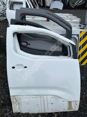 PEUGEOT RİFTER SAĞ ÖN KAPI ORİJİNAL ÇIKMA