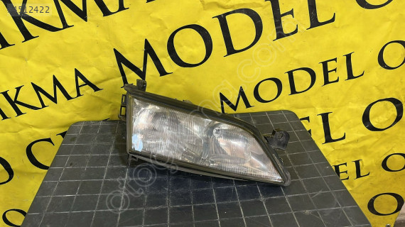 OPEL VECTRA B SAĞ ÖN FAR