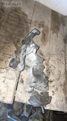 Renault 19 1.6 8vk7j kodlu motor sarz dinamo ayagi direksiyon pom