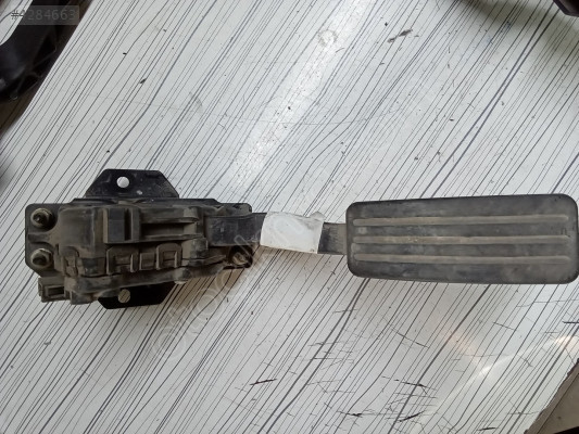 DACİA LOGAN GAZ PEDALI ORİJİNAL ÇIKMA 8200386506B - 6PV00908502