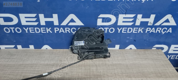 Renault Fluence Megane 3 Sağ Ön Kapı Kilidi  805020022