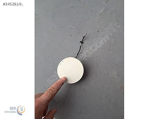 FORD FİESTA 2001 ARKA TAMPON ÇEKİ KAPAK BEYAZ
