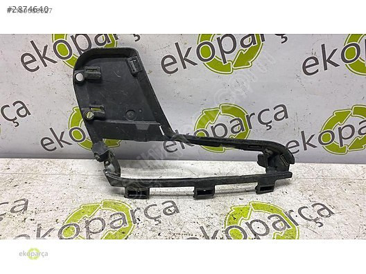 LAND ROVER 2017 2023 L560 ÖN TAMPON SOL BRAKETİ J8A2-15267-
