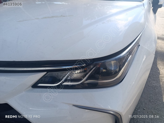 TOYOTA COROLLA SOL FAR ÇIKMA ORİJİNAL PARÇA