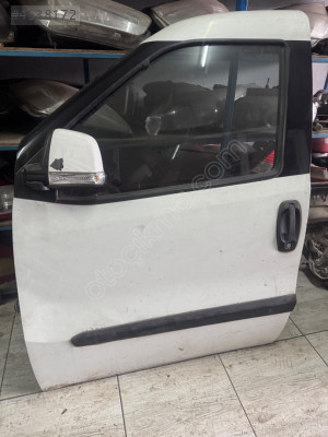 Fiat Doblo geniş aile salon kapı