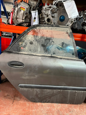 RENAULT  LAGUNA 1 SAG ARKA KAPI