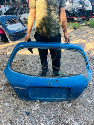 Nissan Almera çıkma arka bagaj kapağı