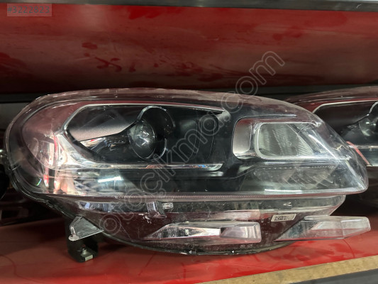 Opel VIVARO C ön sağ far mercekli