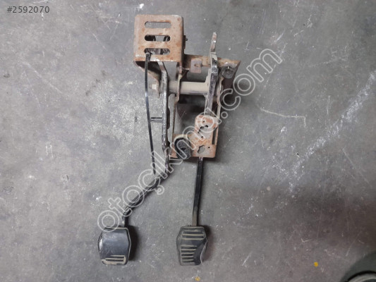 FORD CONNECT PEDAL TAKIMI