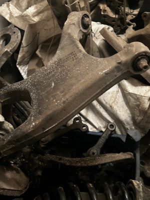 8R0505312F PORSCHE MACAN AUDİ Q5 AUDİ A7 SAG ARKA TAPLA SALINCAK