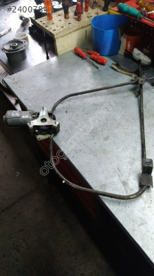 Renault 19 R19 Sağ Ön Cam Krikosu orjinal çıkma