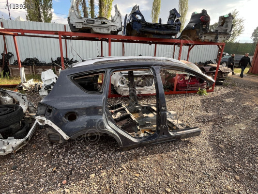 FORD KUGA SAĞ ARKA ÇAMURLUK MONTECAR