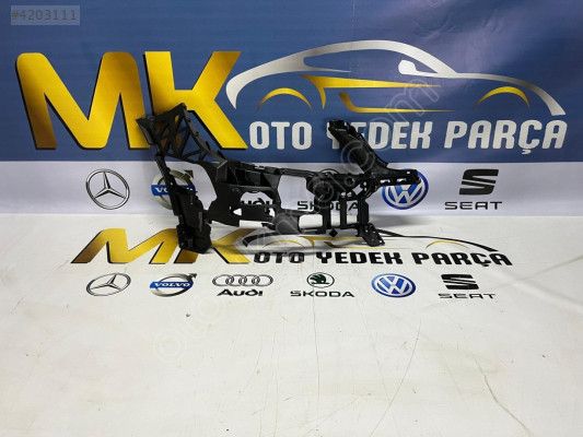 MERCEDES C220-C200-C180 W204 TAMPON BRAKETİ A 204 885 42 65