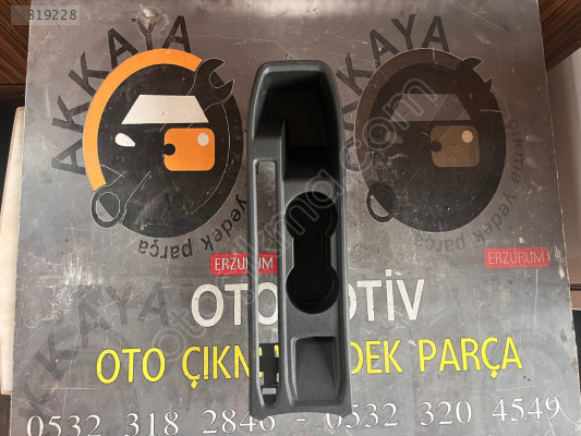 969156040R Clio 5 Orta Konsol Bardaklık Orjinal Çıkma
