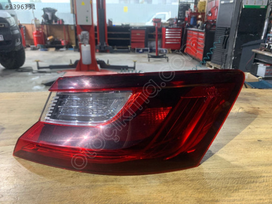 RENAULT MEGANE 4-IV SAĞ ARKA STOP LAMBASI 265507297R